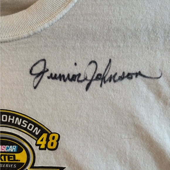 2006 Jimmie Johnson Racing T-Shirt XL - signed by Junior Johnson - Picture 3 of 4